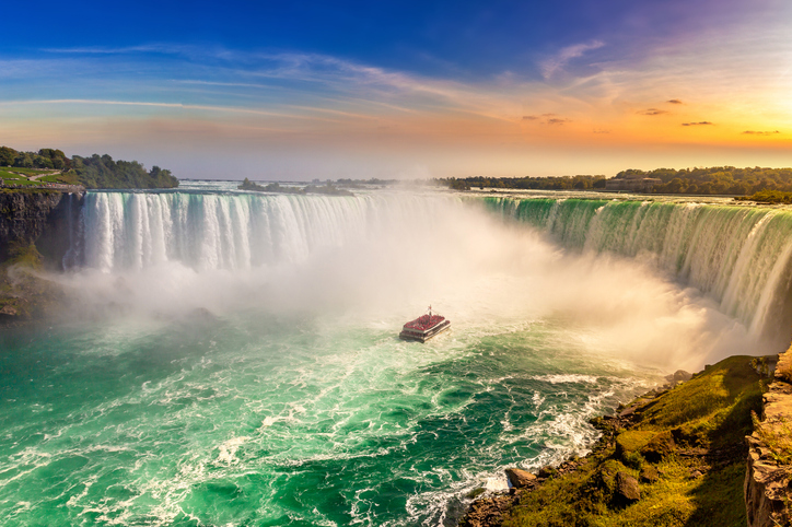 Best Value Milton To Niagara Falls Day Tour